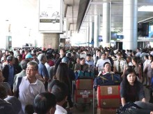 Image: Tan Son Nhat to handle 24 million passengers in summer