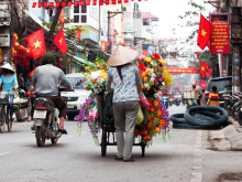 Image: From Street Food to Scenic Roads: Unique Travel Experiences Across Cultures
