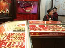 Image: Gold Prices Surge Amid Economic Data on August 21, 2026