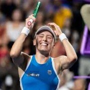 Ekaterina Alexandrova Upsets Aryna Sabalenka in Toronto