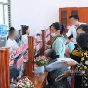 Clarification on Refund Regulations for Non-Professional Workers