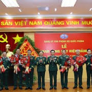 Eight Generals and Three Colonels Awarded Party Medals