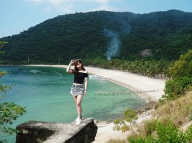 Image: 4 spring island tours with 500 USD