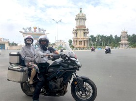 Image: Age no barrier to conquering continents