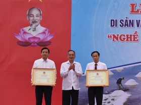 Image: Bạc Liêu’s salt-making craft recognised as national heritage
