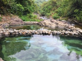 Image: Experience Klu Dakrong hot spring relaxing on weekends