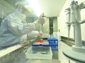 Image: Latest COVID-19 test results of two Russian patients turn out negative