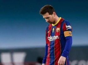 Image: Football: Messi sees red as Bilbao stun Barcelona to win Spanish Super Cup