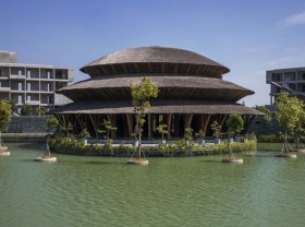 Image: The stunning architecture of the restaurant in Cuc Phuong forest: 100% bamboo, majestic dome like a castle