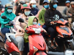 Image: Ho Chi Minh City’s temperature drops to 19 degrees Celsius, people are cold.