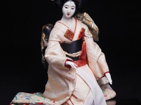 Image: Traditional Japanese doll exhibition opens in HCM City