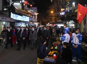 Image: Hanoi opens pedestrian space in the south of Old Quarter
