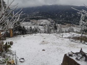 Image: Northern commune Y Ty gets a fresh coat of snow