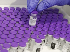Image: UK donates 1 billion USD to help poor countries access COVID-19 vaccine