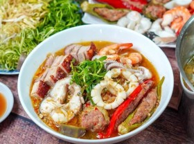 Image: Unique fermented fish noodle soup