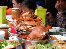 Image: Visit the “paradise” market of Port land to enjoy no specialties, bring back enough fresh seafood, even more expensive prices are still popular just for this simple reason.