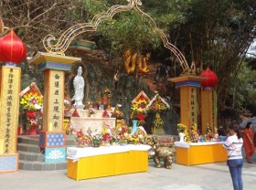 Image: Buddhism festival recognised as National Intangible Heritage