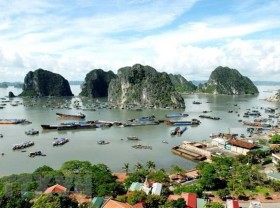 Image: Ha Long Bay-Cat Ba Archipelago to seek world heritage recognition