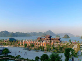 Image: The world s largest pagoda in Vietnam offers stunning check in corners