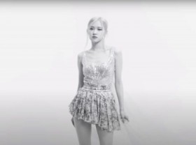 Image: Korean idol BlackPink s Rose looks gorgeous in Vietnamese designer s dress