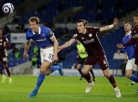 Image: Leicester turn up heat in top-four race