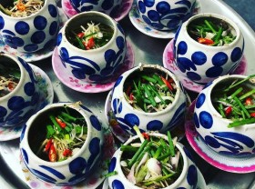 Image: Strangely, the “fiery” fish eye dish, diners “sweat” enjoy in Phu Yen