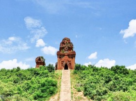 Image: The beauty of Cham tower