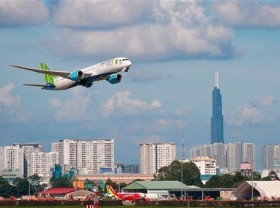 Image: CAAV blows whistle on Bamboo Airways for excessive ticket sale