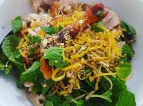 Image: Cao Bang Sour Pho: sobbing deliciously, culinary devotees can hardly restrain!