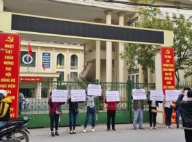 Image: Dance students to receive diplomas after debacle resolved