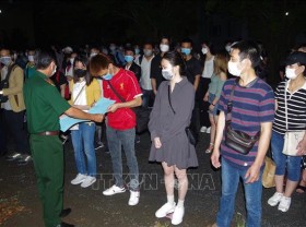 Image: Eight more returnees infected with Covid-19