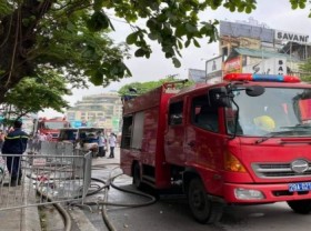 Image: Four family members killed as fire engulfs baby store in Hanoi including child and pregnant woman