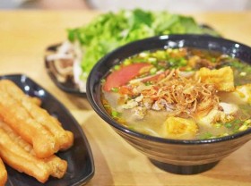 Image: Hanoi-Style Crab Noodle Soup