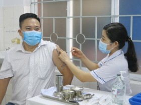 Image: HCMC starts second Covid-19 vaccination phase today