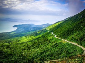Image: Hải Vân Pass named among world's most beautiful drives