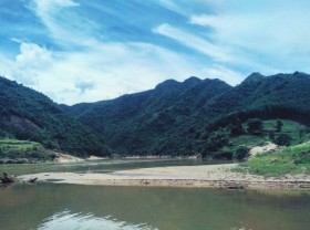 Image: Hon Kem Da Dung exploring the famous landscape of Quang Nam