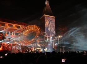 Image: New shows, young singers are attracting big audiences