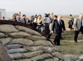 Image: A look back at 48 years of Vietnam – France diplomatic relations through photos