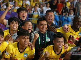 Image: Hoang Anh Gia Lai FC wins multiple V-League awards