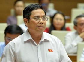 Image: Vietnam’s State President Nguyen Xuan Phuc nominates new prime minister