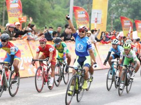 Image: Ho Chi Minh City TV kicks off annual cycling race