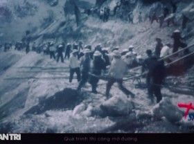 Image: Ha Giang’s color on the “path of happiness”