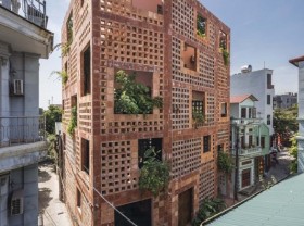 Image: The ‘armored’ house is made of ceramic