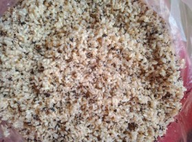 Image: Ant-egg cake - a Cao Bang specialty