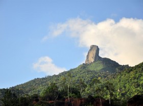 Image: Conquering Da Bia Mountain in Phu Yen