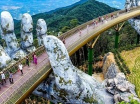 Image: Da Nang beaches - attractive destination for tourists