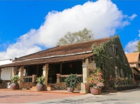 Image: Unique old house over 120 years old in Tay Ninh