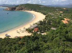 Image: Bai Tram Phu Yen Tourist Area – Beautiful and attractive painting of the ocean