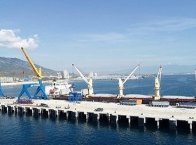 Image: Khanh Hoa seek PM s backing for two liquefied natural gas projects