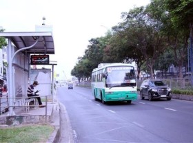 Image: HCMC suspends several bus routes amid fears over Covid-19 spread
